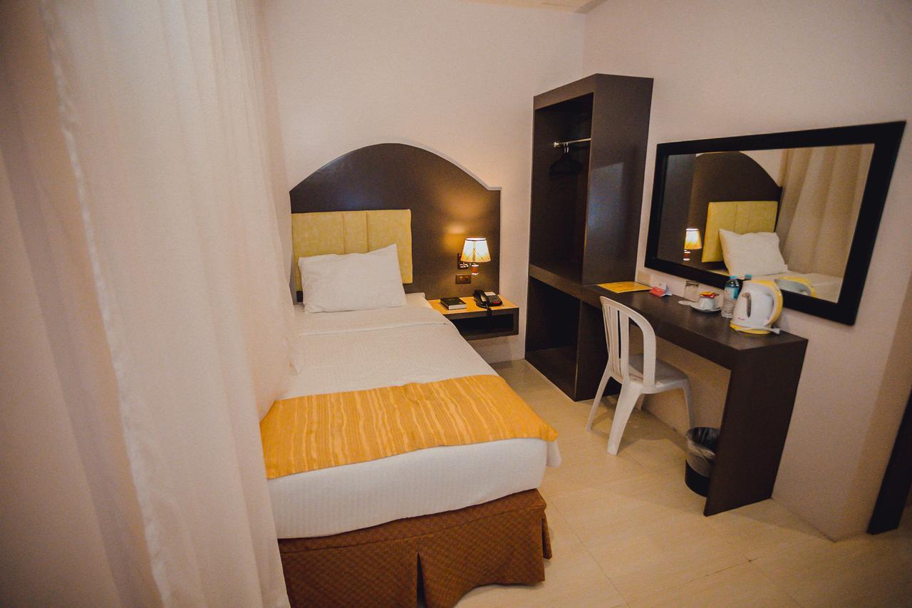 Butuan Grand Palace Hotel Butuan City Extérieur photo